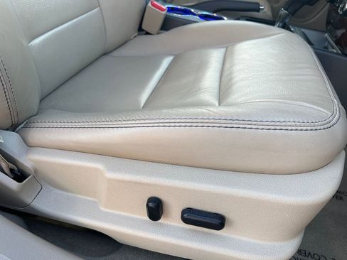 Used 2012 Ford Fusion SEL image 15