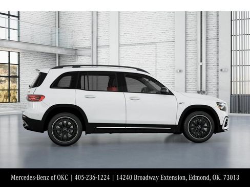 New 2026 Mercedes-Benz GLB 35 AMG 4MATIC image 17