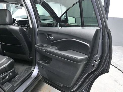Used 2021 Honda Pilot Elite image 14