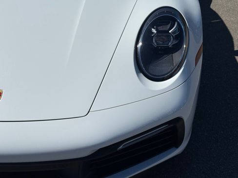 Certified 2022 Porsche 911 Carrera 4S w/ Sport Package AWD/4WD image 11