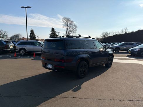Used 2026 Hyundai Santa Fe Calligraphy image 2