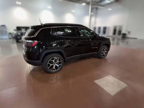 New 2026 Jeep Compass Limited image 13