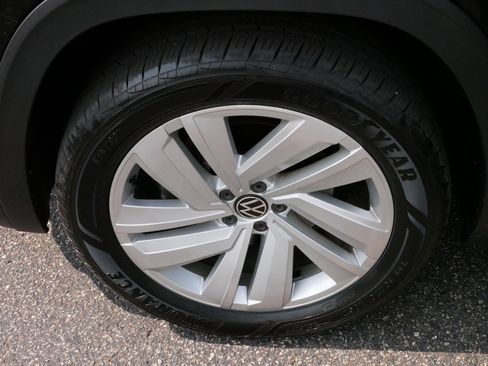 Used 2021 Volkswagen Atlas SEL image 15