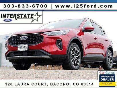 New 2025 Ford Escape Base w/ Class II Trailer Tow Package