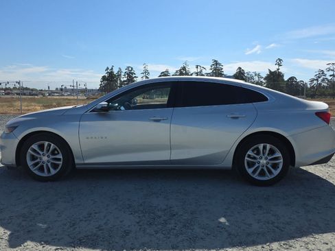 Used 2018 Chevrolet Malibu LT FWD image 6