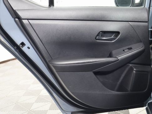 Used 2024 Nissan Sentra SV FWD image 13
