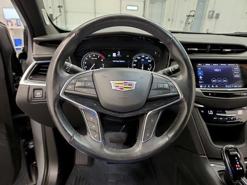 Used 2023 Cadillac XT5 Premium Luxury AWD/4WD image 33