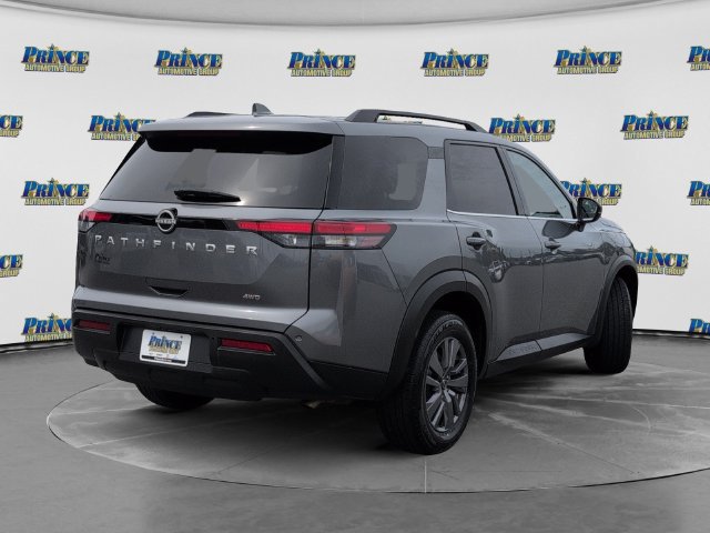 Used 2025 Nissan Pathfinder SV AWD/4WD image 6