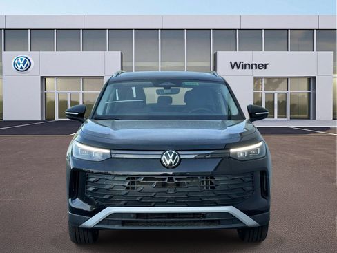 New 2026 Volkswagen Tiguan SE AWD/4WD image 9