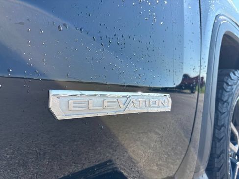Used 2021 GMC Sierra 1500 Elevation w/ X31 Off-Road Package AWD/4WD image 15