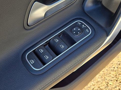 Used 2025 Mercedes-Benz CLA 250 CLA 250 image 21