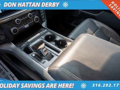 Used 2022 Ford F150 Lariat w/ Trailer Tow Package image 17