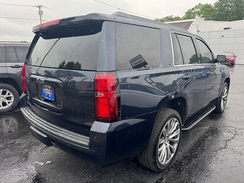 Used 2019 Chevrolet Tahoe LT w/ Luxury Package AWD/4WD image 5