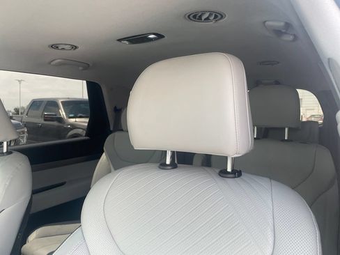 Used 2025 Hyundai Palisade SEL FWD image 19