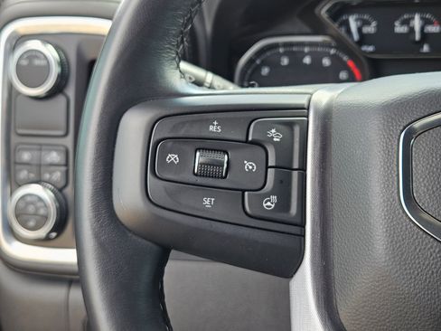 Used 2022 GMC Sierra 1500 SLT image 17