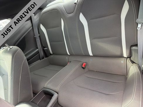 Used 2018 Chevrolet Camaro SS image 10