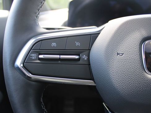 Certified 2024 Honda Prologue Elite image 18