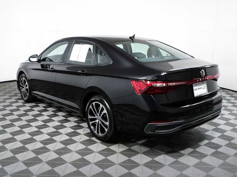 Used 2025 Volkswagen Jetta Sport FWD image 30