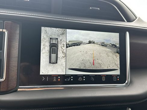 Used 2023 GMC Yukon XL Denali Ultimate image 27