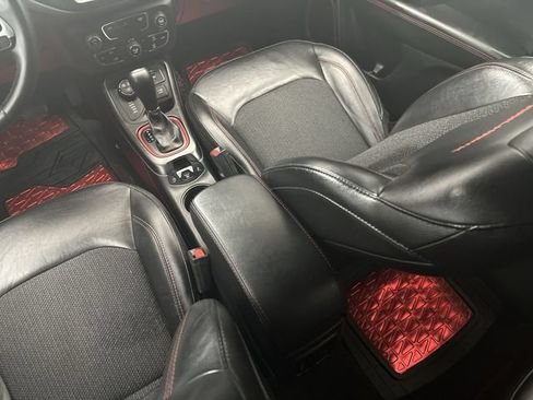 Used 2019 Jeep Compass Trailhawk AWD/4WD image 23