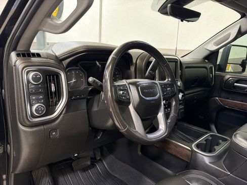 Used 2020 GMC Sierra 2500 Denali w/ Denali Ultimate Package image 13