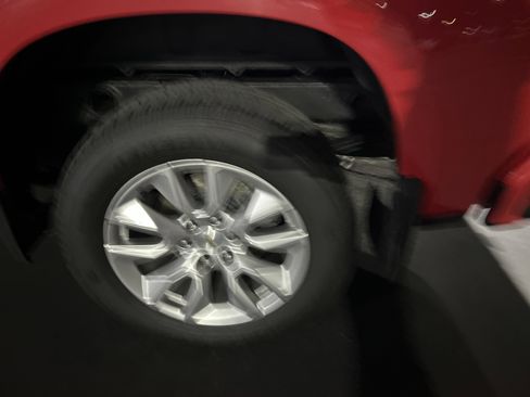 Used 2022 Chevrolet Silverado 1500 Custom image 21