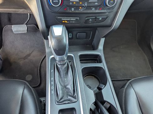 Used 2019 Ford Escape SEL AWD/4WD image 15