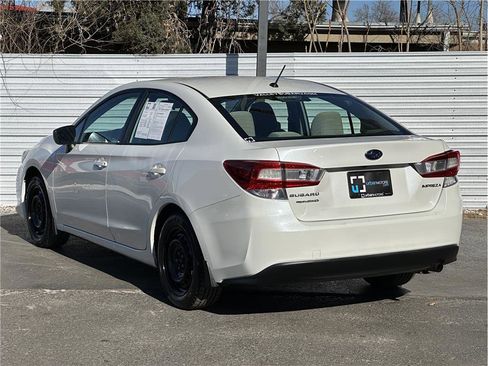 Used 2020 Subaru Impreza 2.0i image 3