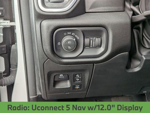 Used 2023 RAM 1500 Laramie AWD/4WD image 17