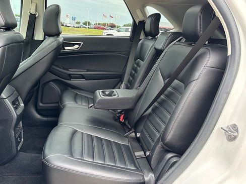 Used 2021 Ford Edge SEL w/ Class II Trailer Tow Package AWD/4WD image 15