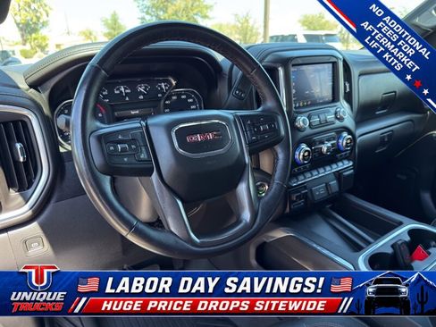 Used 2020 GMC Sierra 1500 AT4 w/ AT4 Premium Package AWD/4WD image 17
