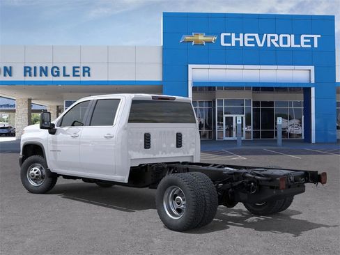 New 2025 Chevrolet Silverado 3500 W/T image 3