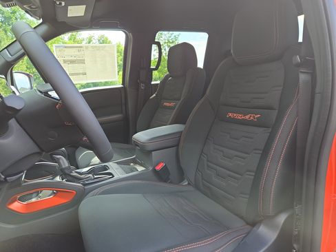 New 2025 Nissan Frontier PRO-4X w/ Pro Convenience Package image 11