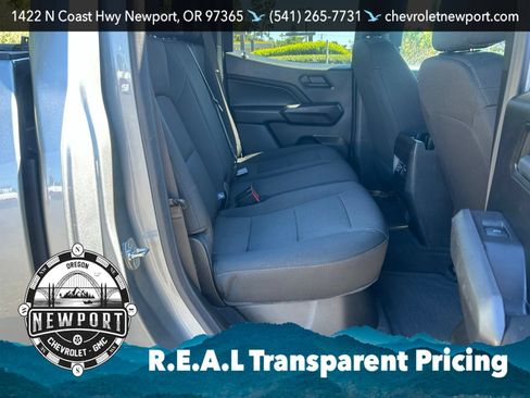 Used 2025 Chevrolet Colorado Trail Boss AWD/4WD image 33