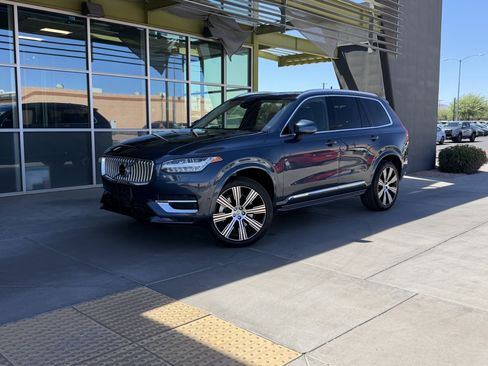 Used 2024 Volvo XC90 T8 Ultimate AWD/4WD image 1