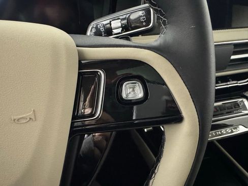 New 2026 Lincoln Corsair Premiere image 24