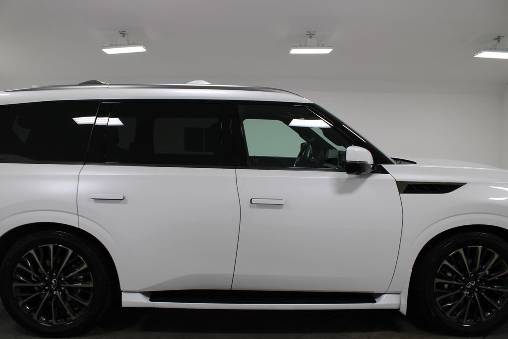 Used 2026 INFINITI QX80 Autograph w/ Autograph Exterior Package AWD/4WD image 11