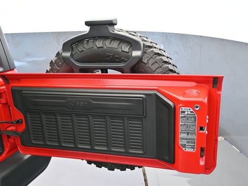 Used 2022 Jeep Wrangler Unlimited Sport image 41