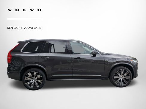 Used 2024 Volvo XC90 B5 Plus AWD/4WD image 2