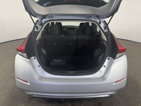 Used 2025 Nissan Leaf S FWD image 7
