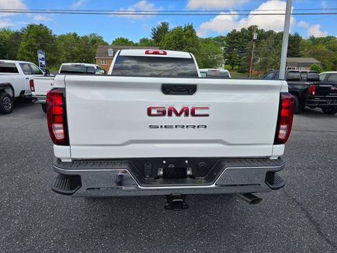 New 2025 GMC Sierra 3500 Pro image 4