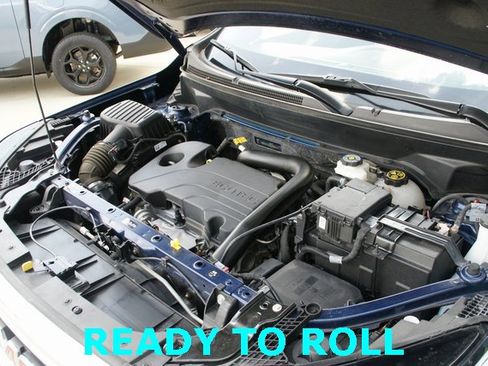 Used 2023 GMC Terrain SLT image 11