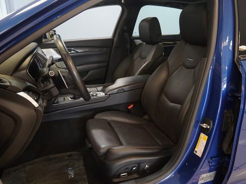 Used 2021 Cadillac CT5 Sport image 3