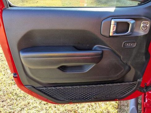 Used 2020 Jeep Wrangler Unlimited Sport S image 12