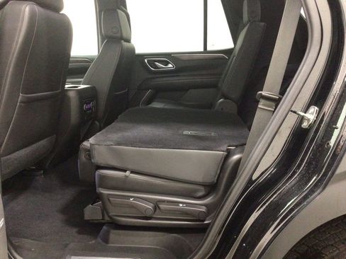 Used 2021 Chevrolet Tahoe Z71 image 32