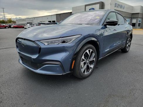 Certified 2021 Ford Mustang Mach-E Premium image 4