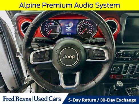 Used 2018 Jeep Wrangler Unlimited Rubicon AWD/4WD image 14