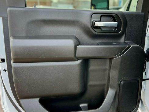 Used 2023 Chevrolet Silverado 3500 LT w/ Convenience Package image 16