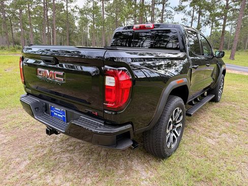 Used 2023 GMC Canyon AT4 w/ Canyon Safety Plus Package AWD/4WD image 5