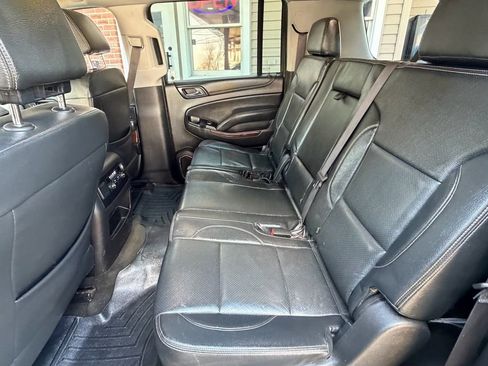 Used 2016 GMC Yukon XL SLE w/ Convenience Package image 10